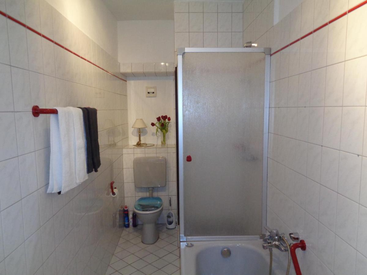 Ferienwohnung Altes Pfarrhaus Mit Flair Und Moselblick 布劳讷贝格 外观 照片